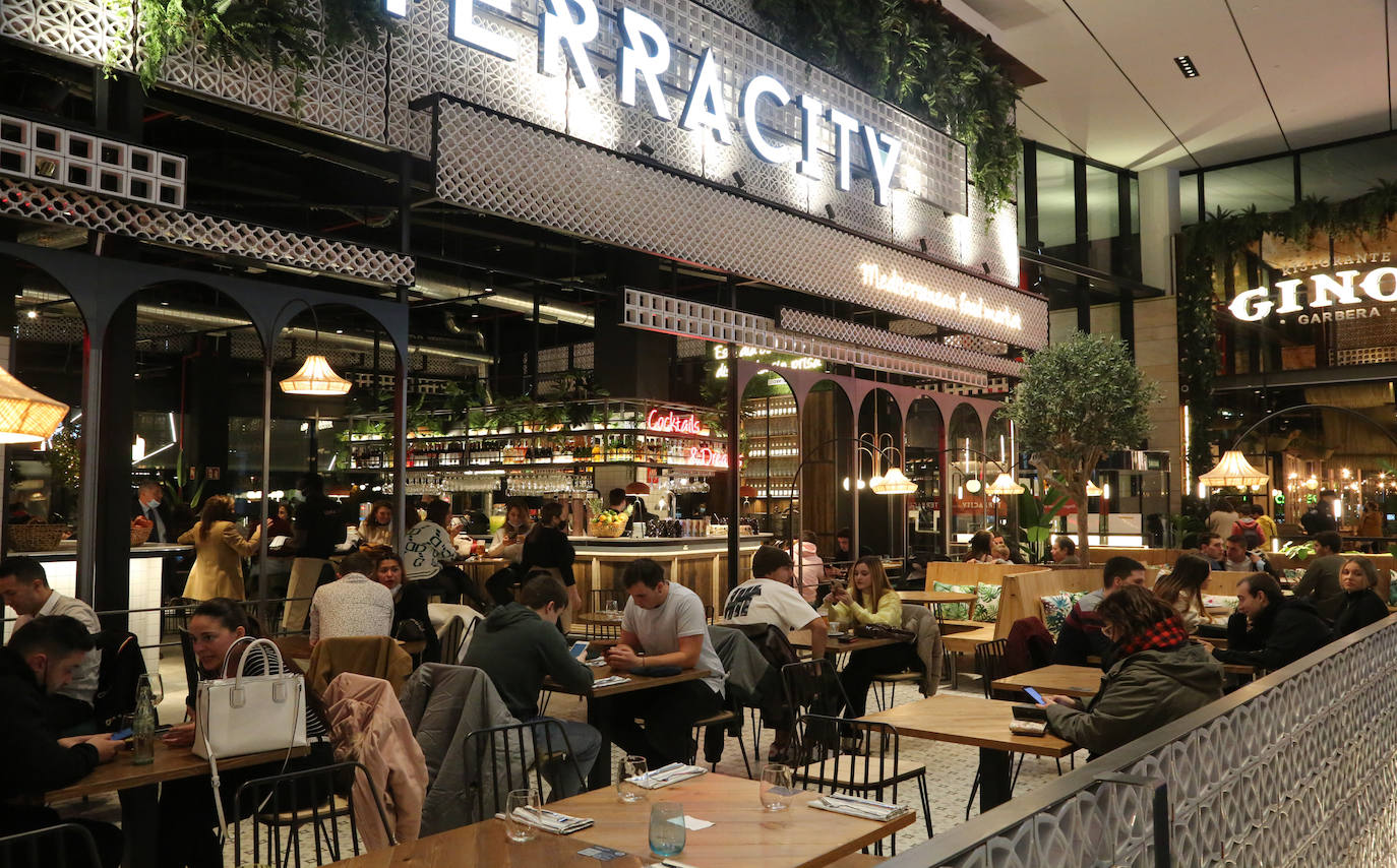 Fotos: Actuación de Ana Mena en el nuevo Garbera