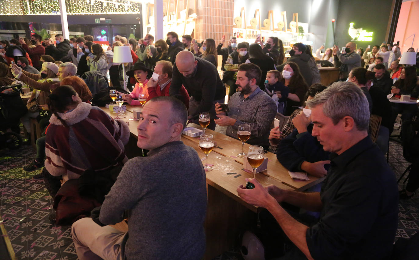 Fotos: Actuación de Ana Mena en el nuevo Garbera