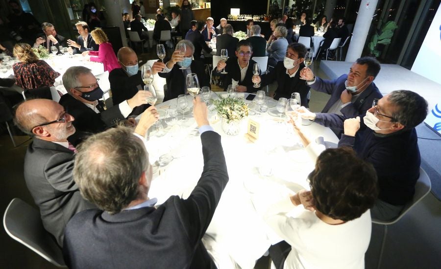 Fotos: Cena solidaria a favor del Banco de Alimentos