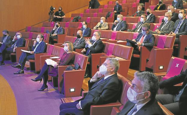 Asistentes al Foro Finanza, celebrado en el Guggenheim.