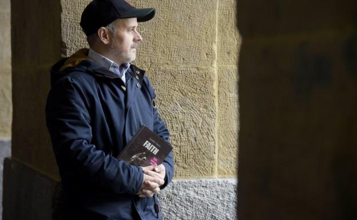 Lander Garrok ostiral honetan aurkeztu du eleberria. 