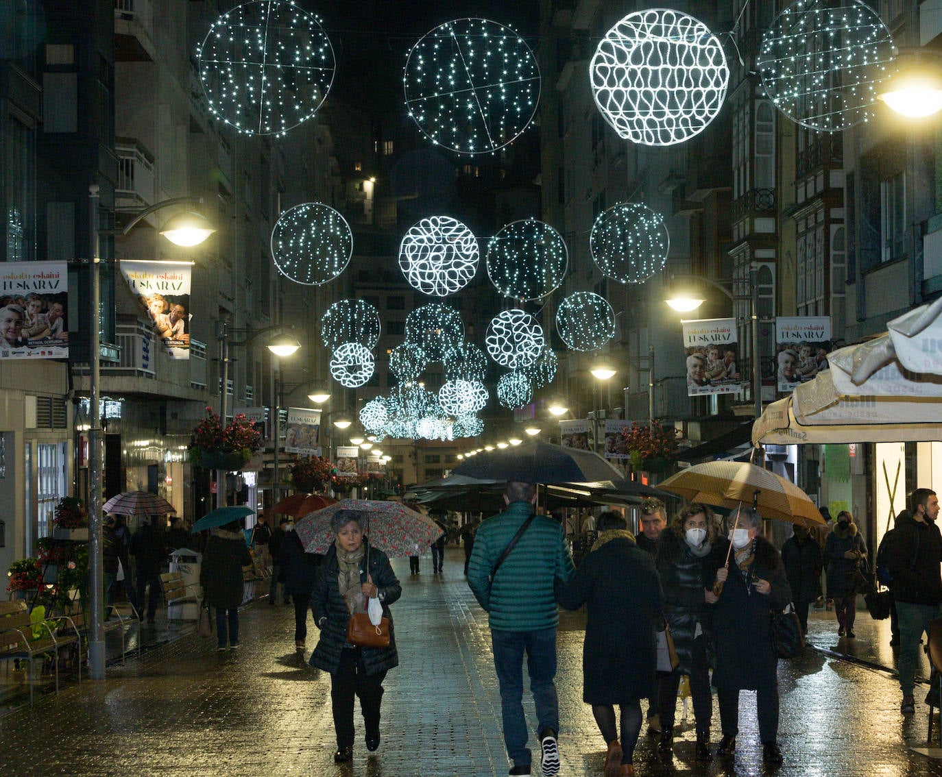 Fotos: San Sebastián enciende la Navidad