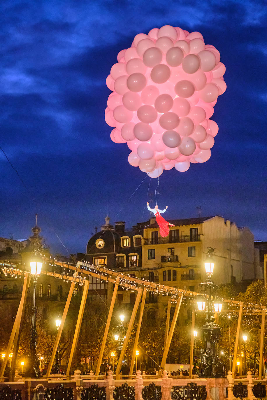Fotos: San Sebastián enciende la Navidad