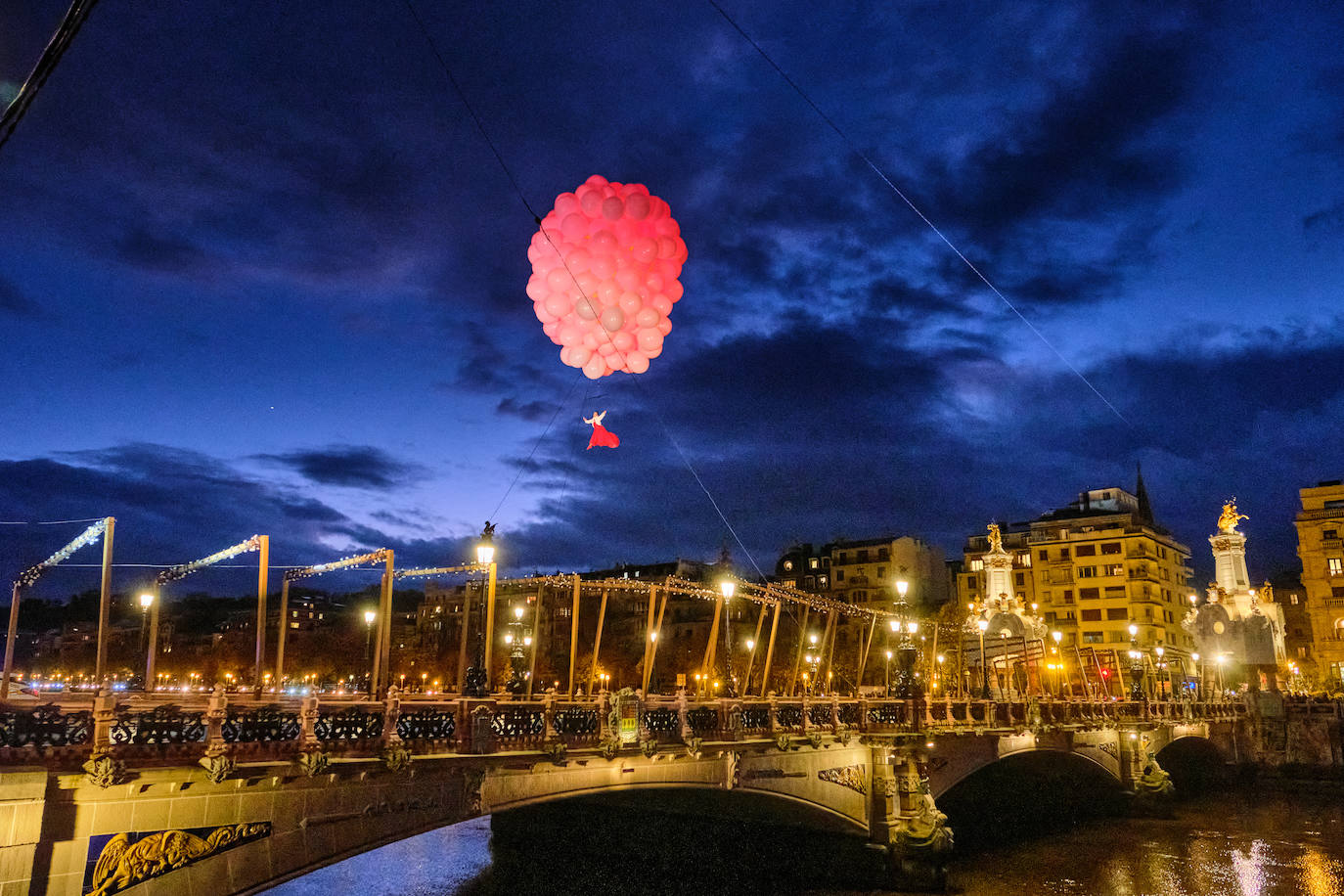 Fotos: San Sebastián enciende la Navidad