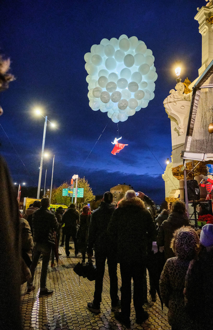 Fotos: San Sebastián enciende la Navidad