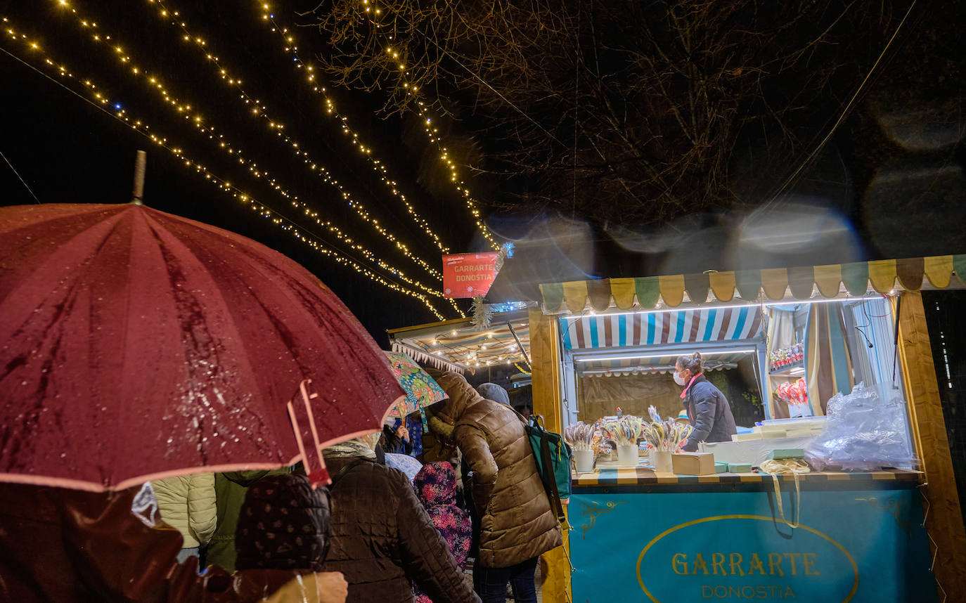 Fotos: San Sebastián enciende la Navidad