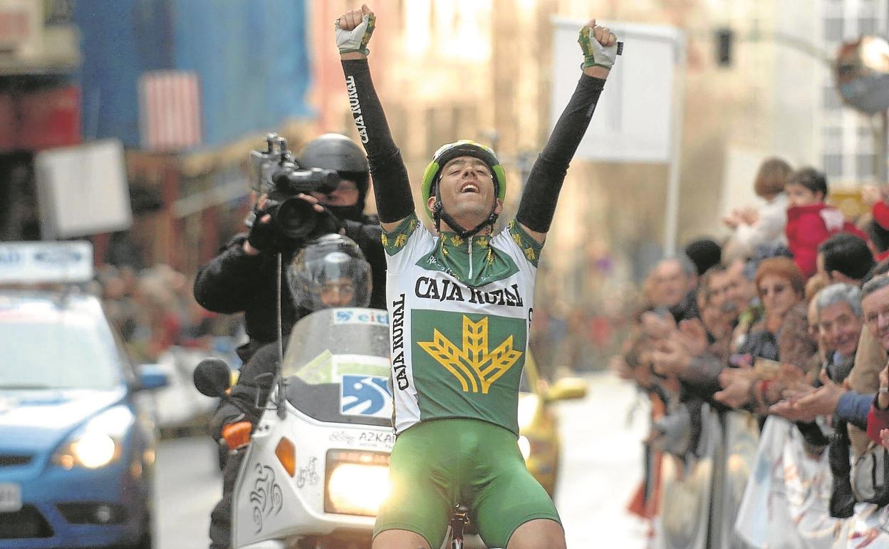 Ciclismo: Mikel Nieve quiere abrir la puerta de la Vuelta al Caja Rural