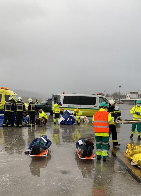Imagen - El simulacro también se ha hecho con 'heridos' en la pista