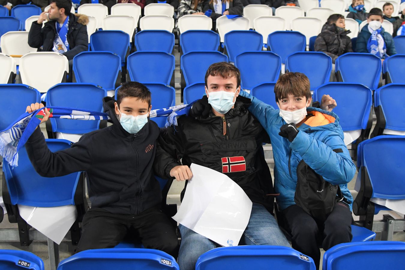 Fotos: ¿Has ido al Reale Arena? Búscate en las gradas del estadio