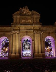 Imagen secundaria 2 - Irun invertirá este año un 40% más en el alumbrado navideño que encendió el viernes. Vigo ya se ha aupado como la ciudad de las luces de Navidad. Madrid ha encendido 147 kilómetros de luces, como las de la Puerta de Alcalá. 