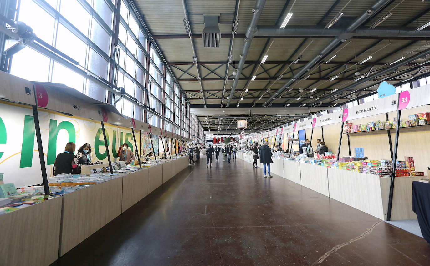 Fotos: Durangoko Azokaren bigarren eguna