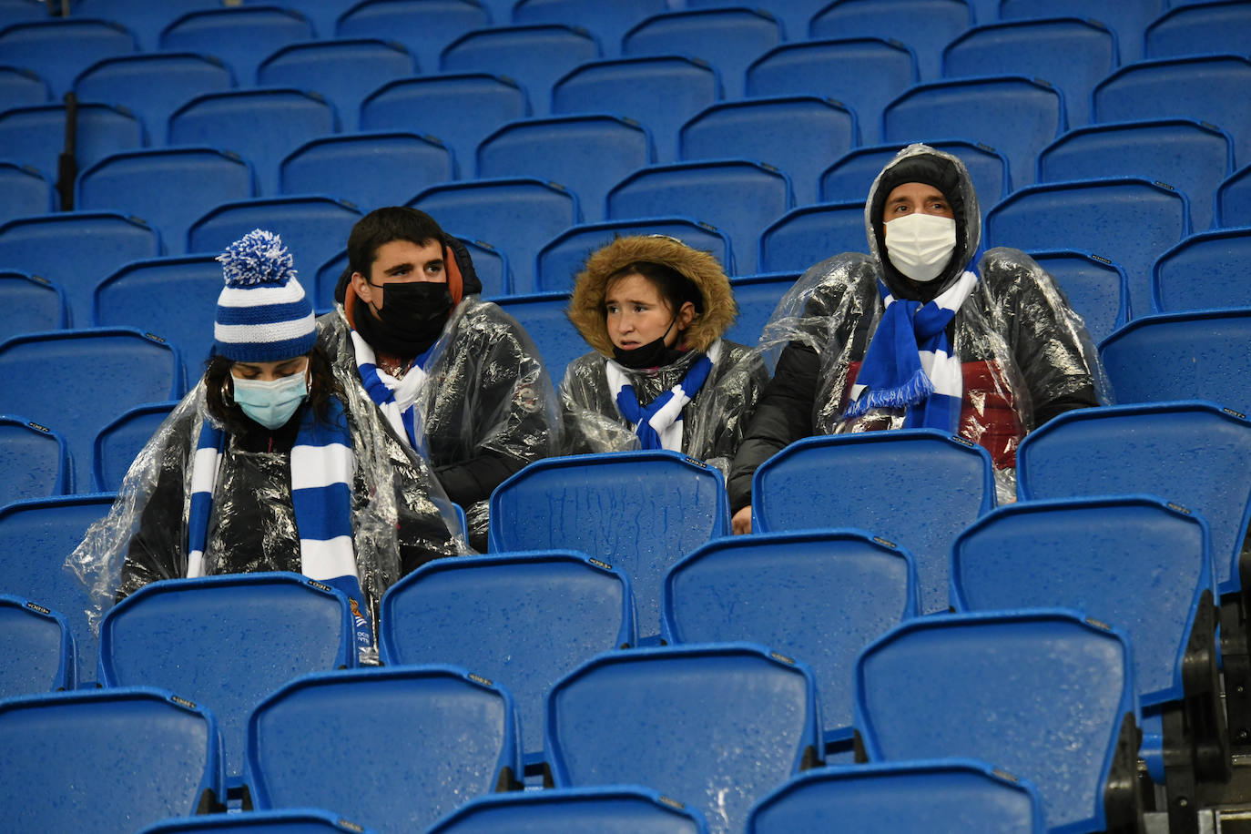 Fotos: ¿Has estado en el Reale Arena? Búscate en las fotos