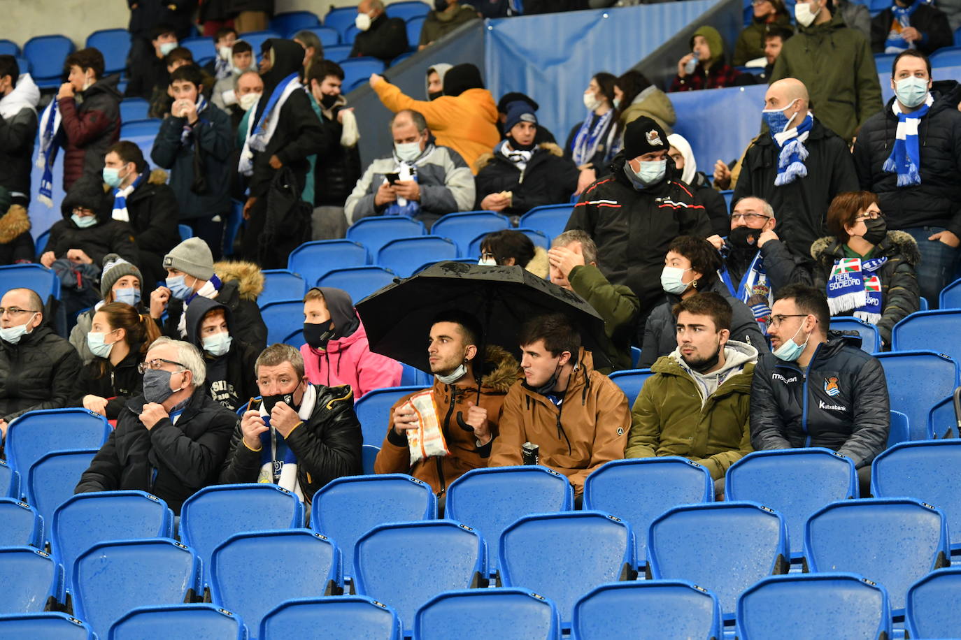 Fotos: ¿Has estado en el Reale Arena? Búscate en las fotos