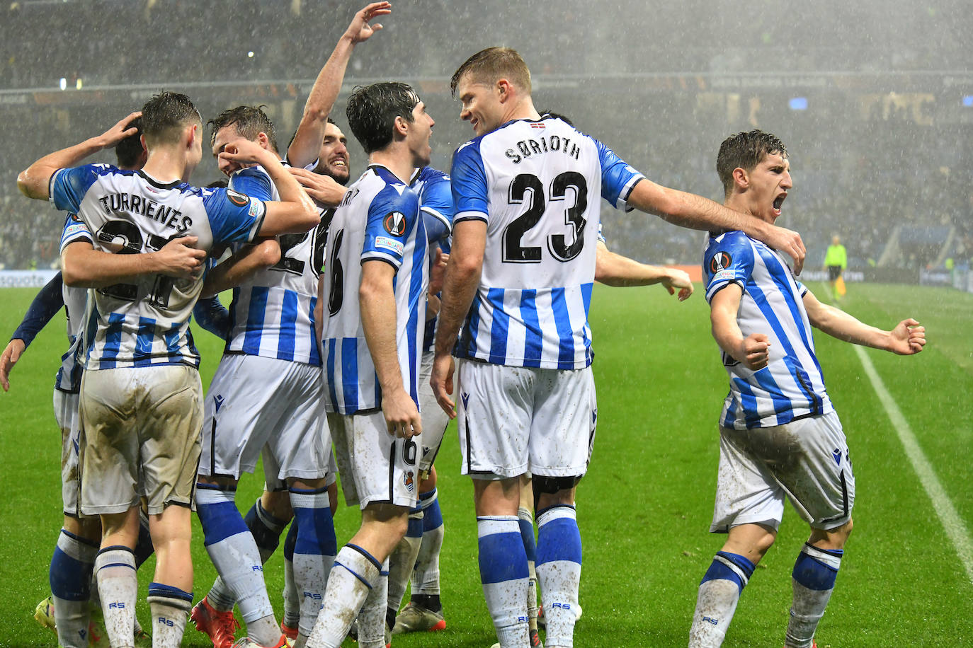 Fotos: Las mejores imágenes del partido entre la Real Sociedad y el PSV