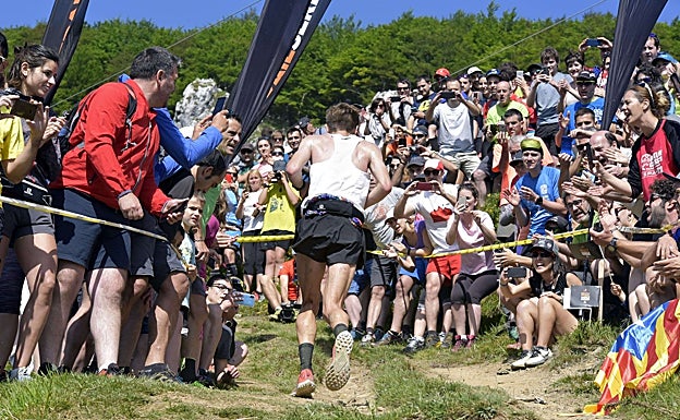 Los aficionados a las carreras de montaña volverán a llenar Aizkorri. 