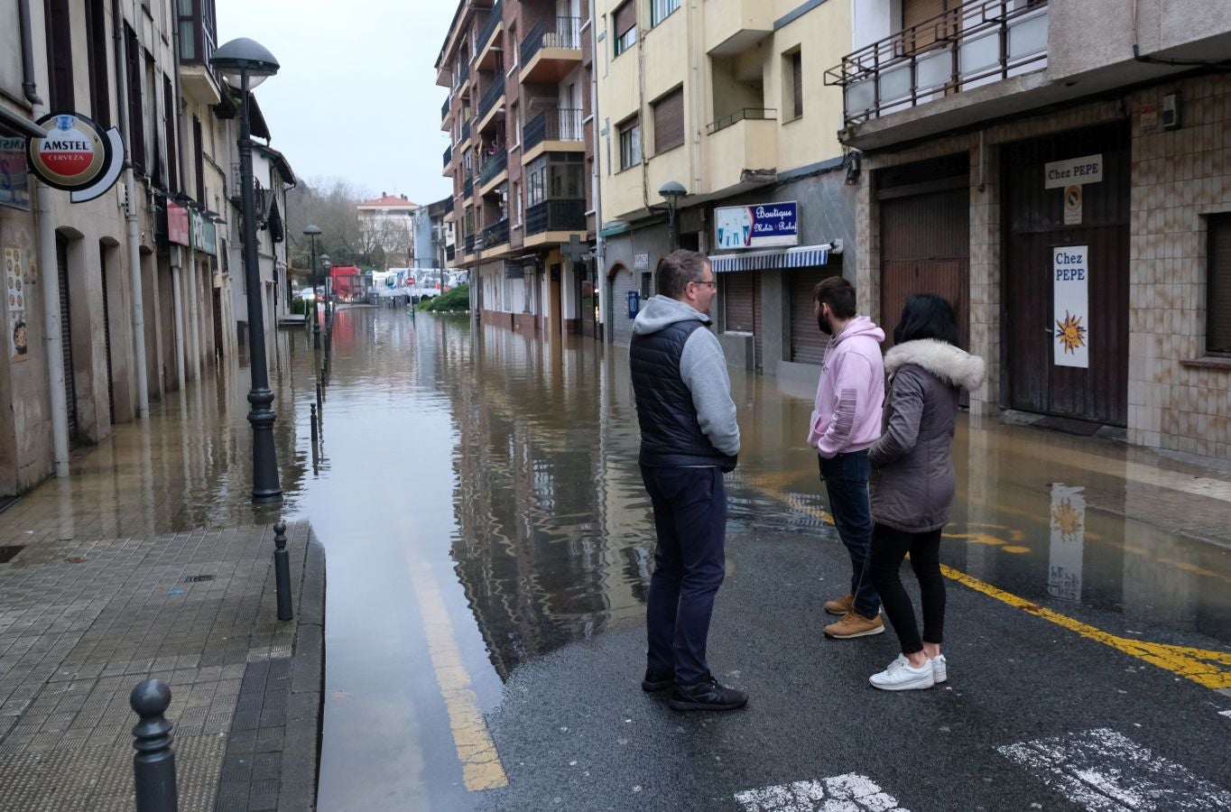Fotos: Inundaciones en Behobia y otros puntos de Irun por el desbordamiento del Bidasoa