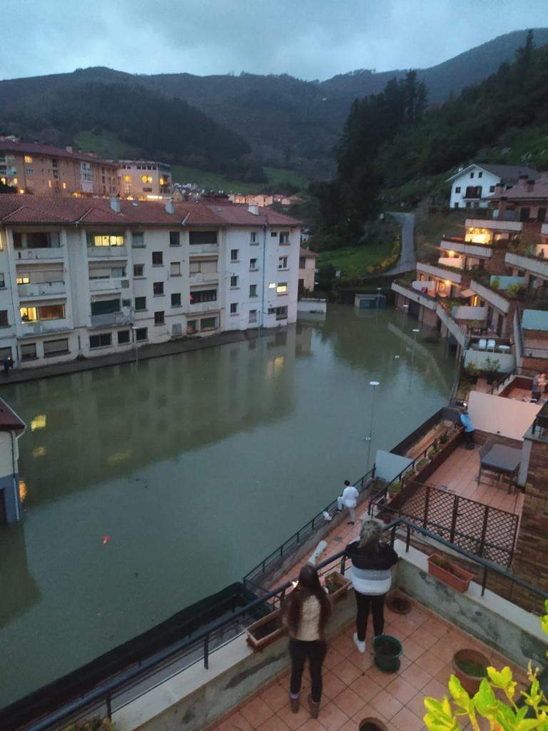 Fotos de las inundaciones en Mendaro