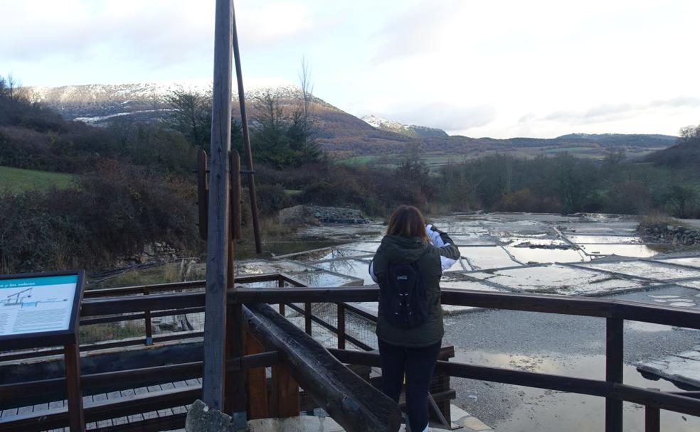 Nacedero de Arteta y la cascada de Artazul, ruta y track