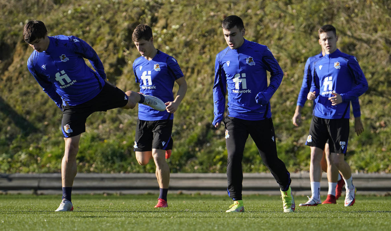 Fotos: Las imágenes del entrenamiento de la Real Sociedad en Zubieta