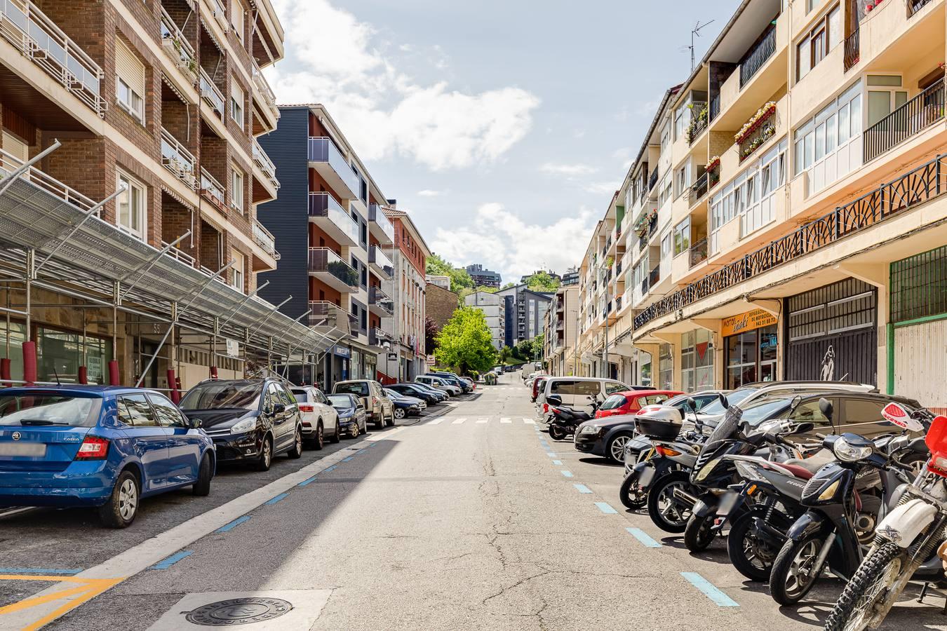 Fotos: Local comercial en la zona antigua (Donostia)