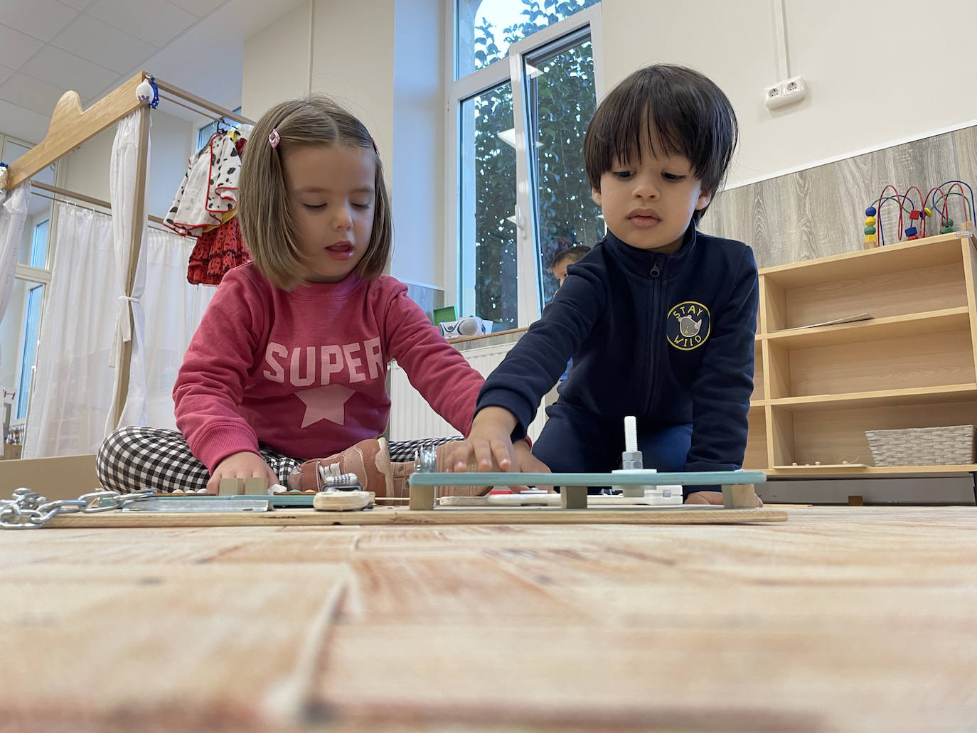 Los niños de Infantil, jugando.