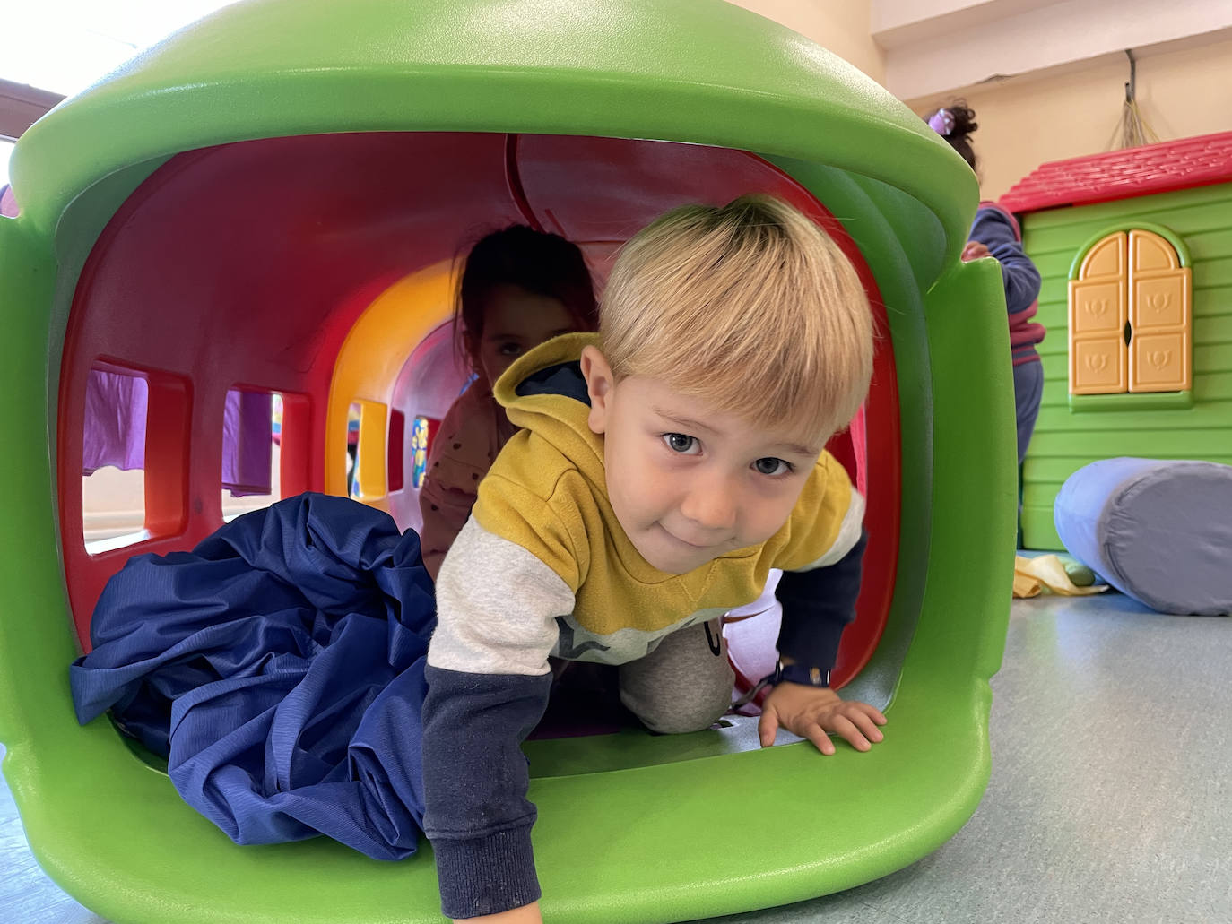 Los niños de Infantil, jugando.