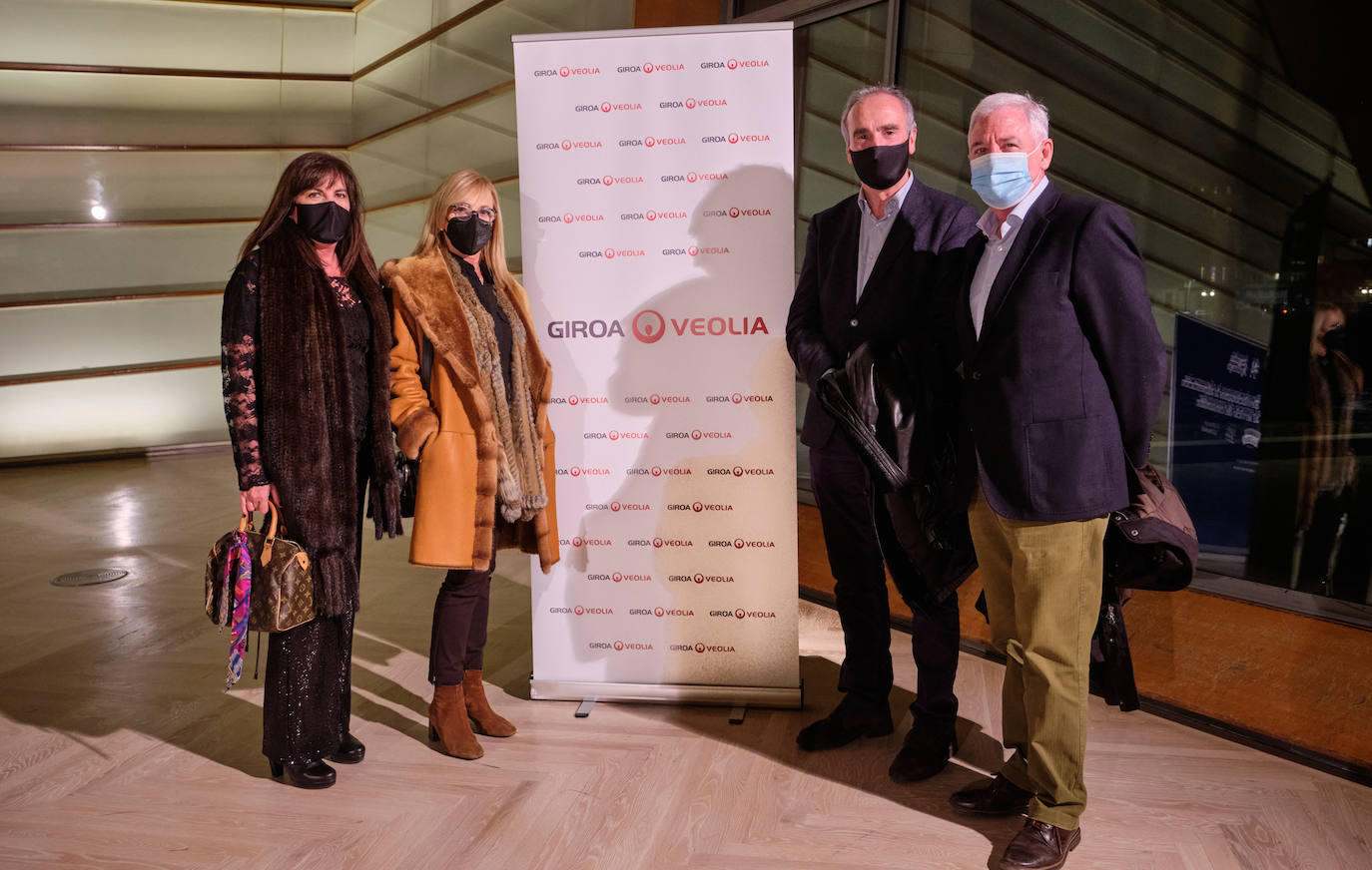 Giroa Veolia: Almudena Isasti, Nekane Imaz, José Ignacio Hernández y Antonio Arraiza. 