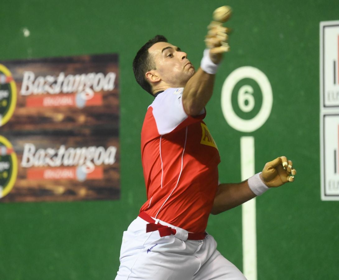 Fotos: Irribarria y Rezusta, nuevos líderes tras imponerse a Jaka y Mariezkurrena en Tolosa