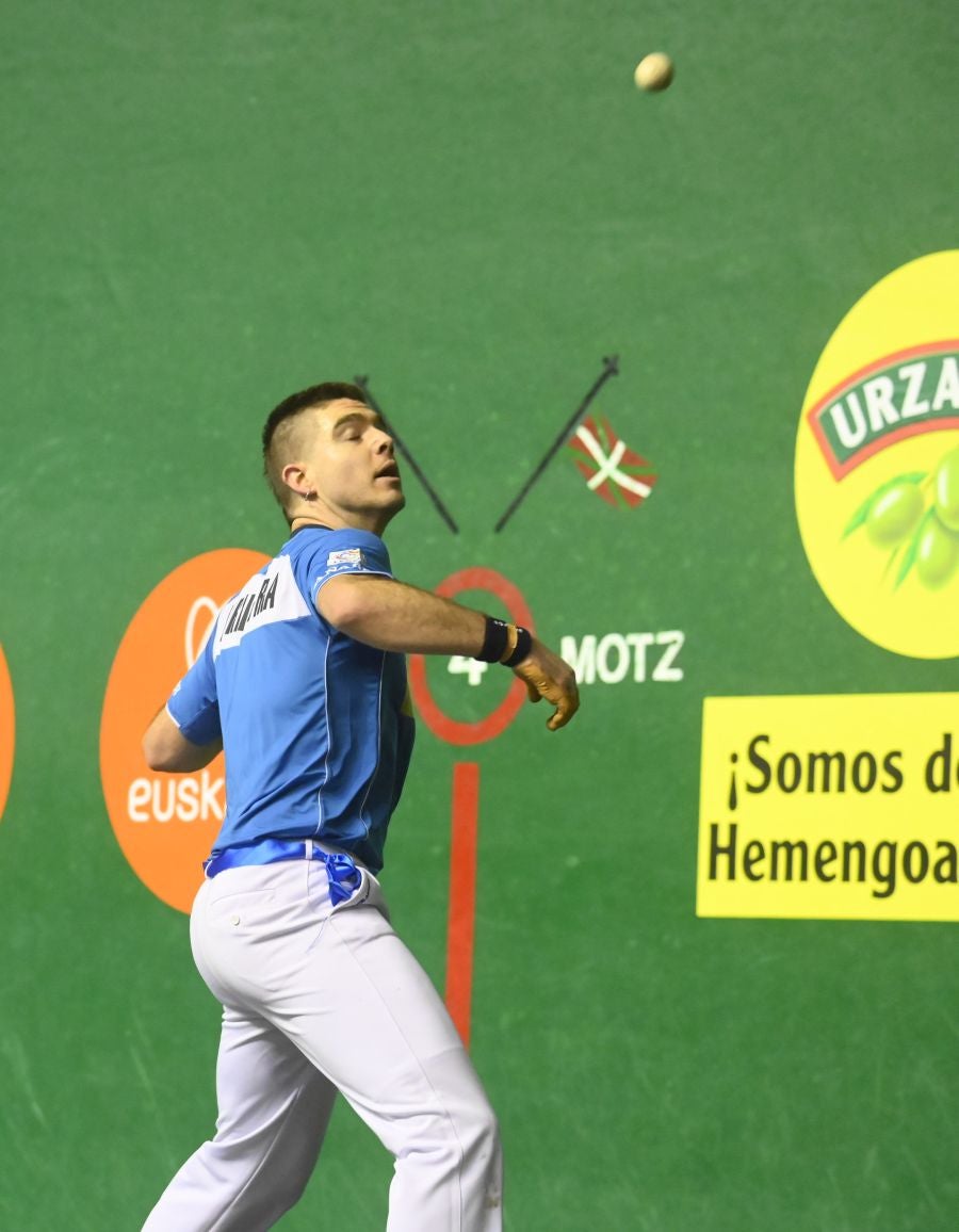 Fotos: Irribarria y Rezusta, nuevos líderes tras imponerse a Jaka y Mariezkurrena en Tolosa