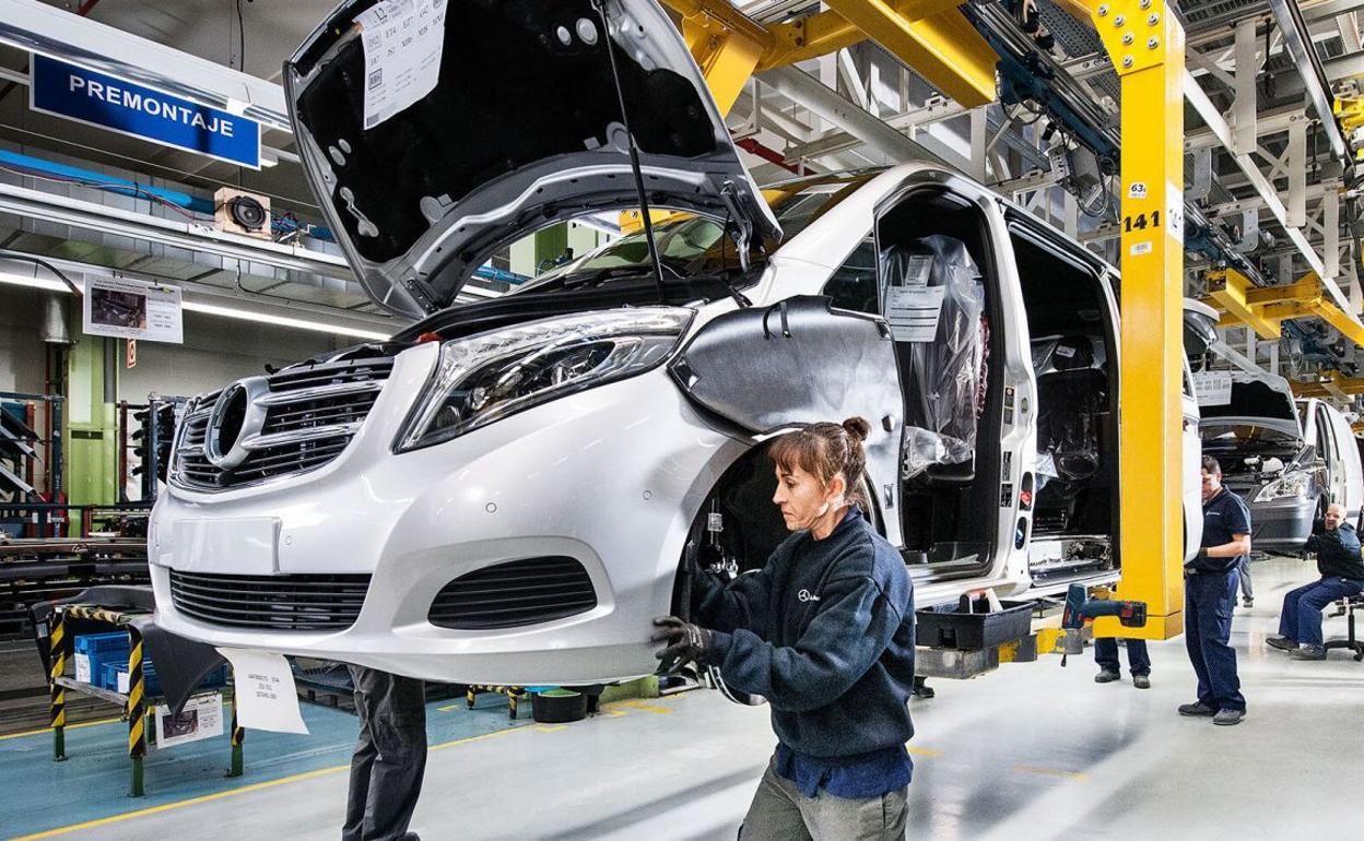 Mercedes Vitoria ha sufrido numerosos parones por la crisis de los chips. 