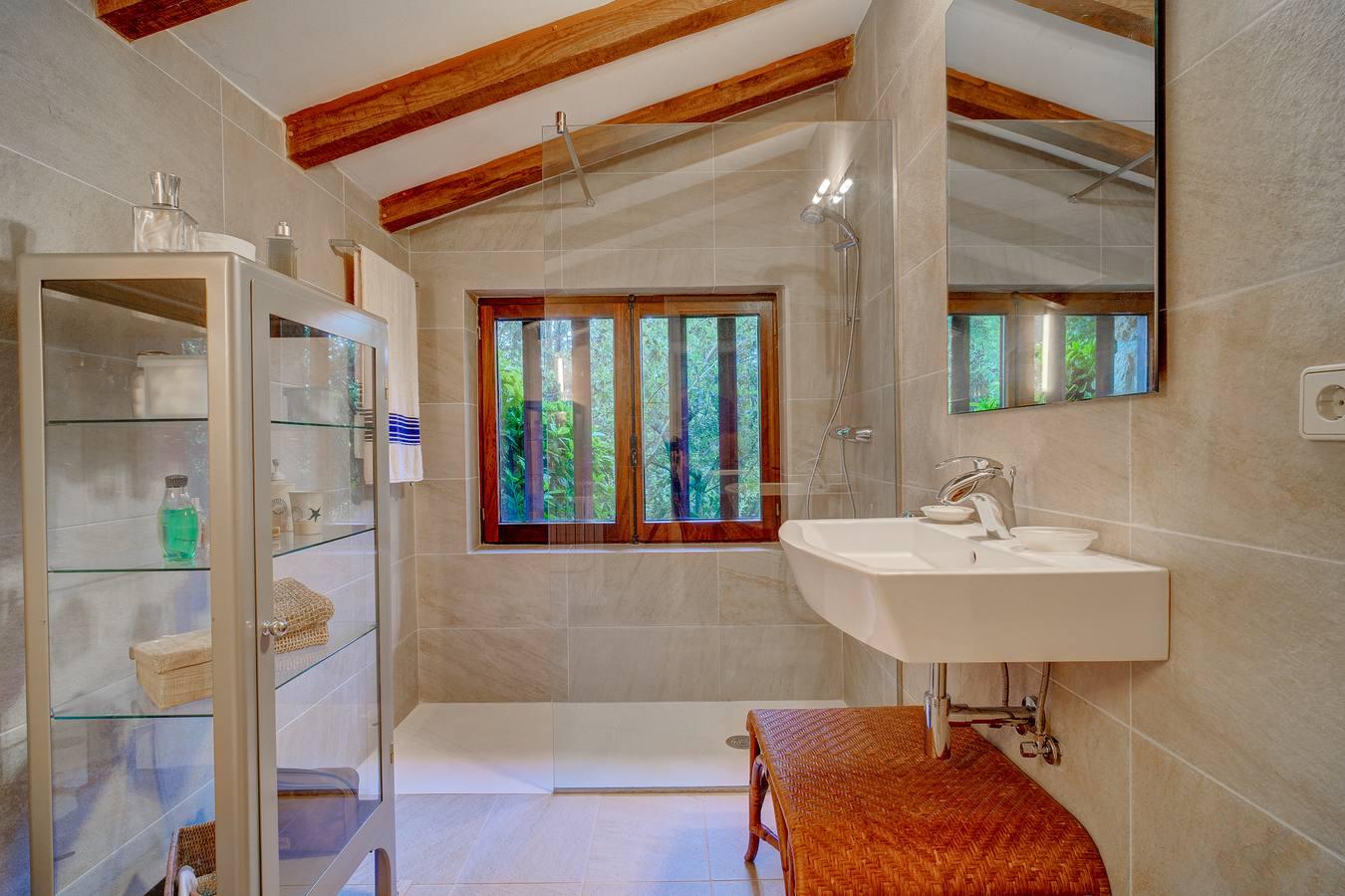 Fotos: Gran casa con terreno en Asteasu