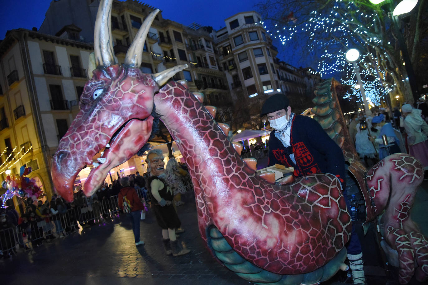 Fotos: Olentzero y Mari Domingi visitan las calles de Donostia