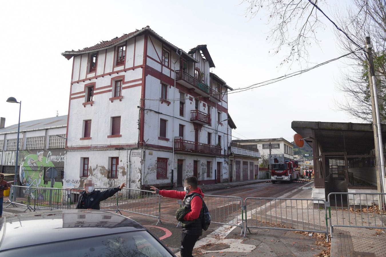 Fotos: Un incendio calcina una vivienda en Hernani