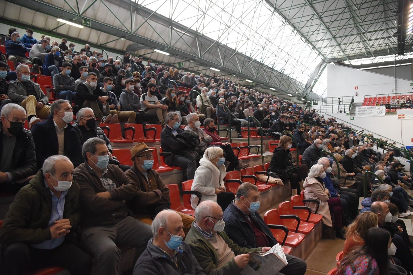 Olatz Arrizabalaga destroza a Amaia Aldia con el saque (6-22) y sucede a la de Dima en el palmarés. 