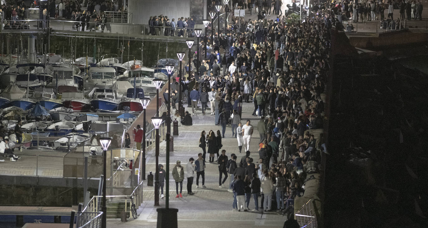 Fotos: Fin de Año en la calles de Gipuzkoa