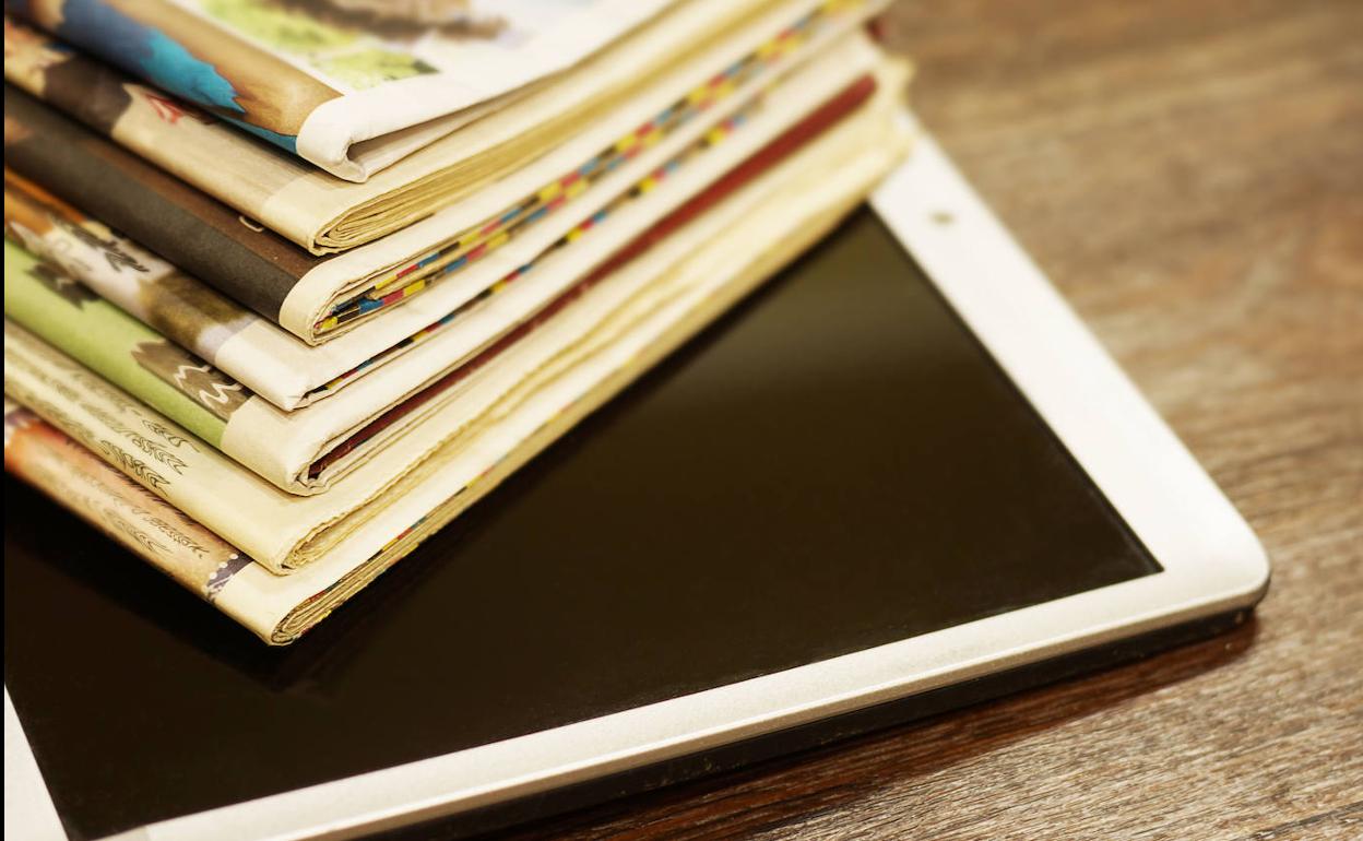 Paperezko egunkariak eta sortzez digitalak direnek oso bestelako dinamikak omen dituzte. 