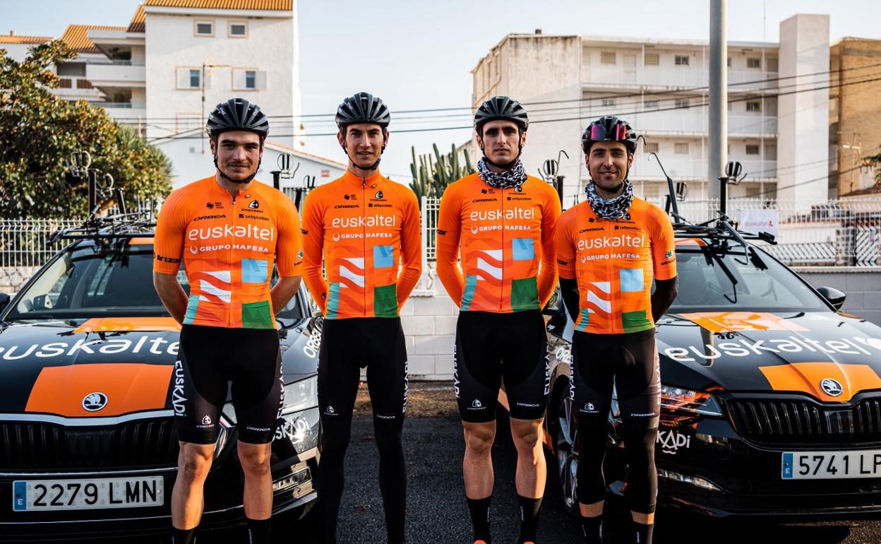Carlos Canal, Unai Iribar, Xabier Isasa y Asier Etxeberria. 