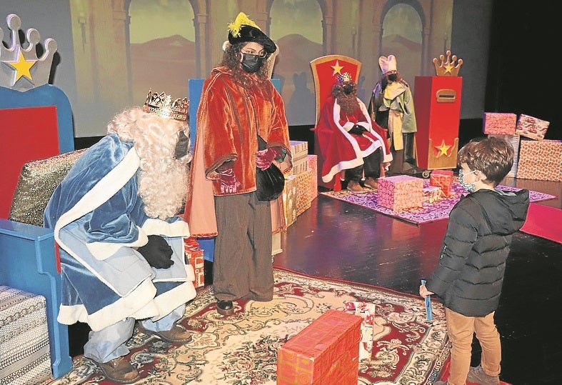 Fotos: Los Reyes Magos recorren todos los rincones de Gipuzkoa