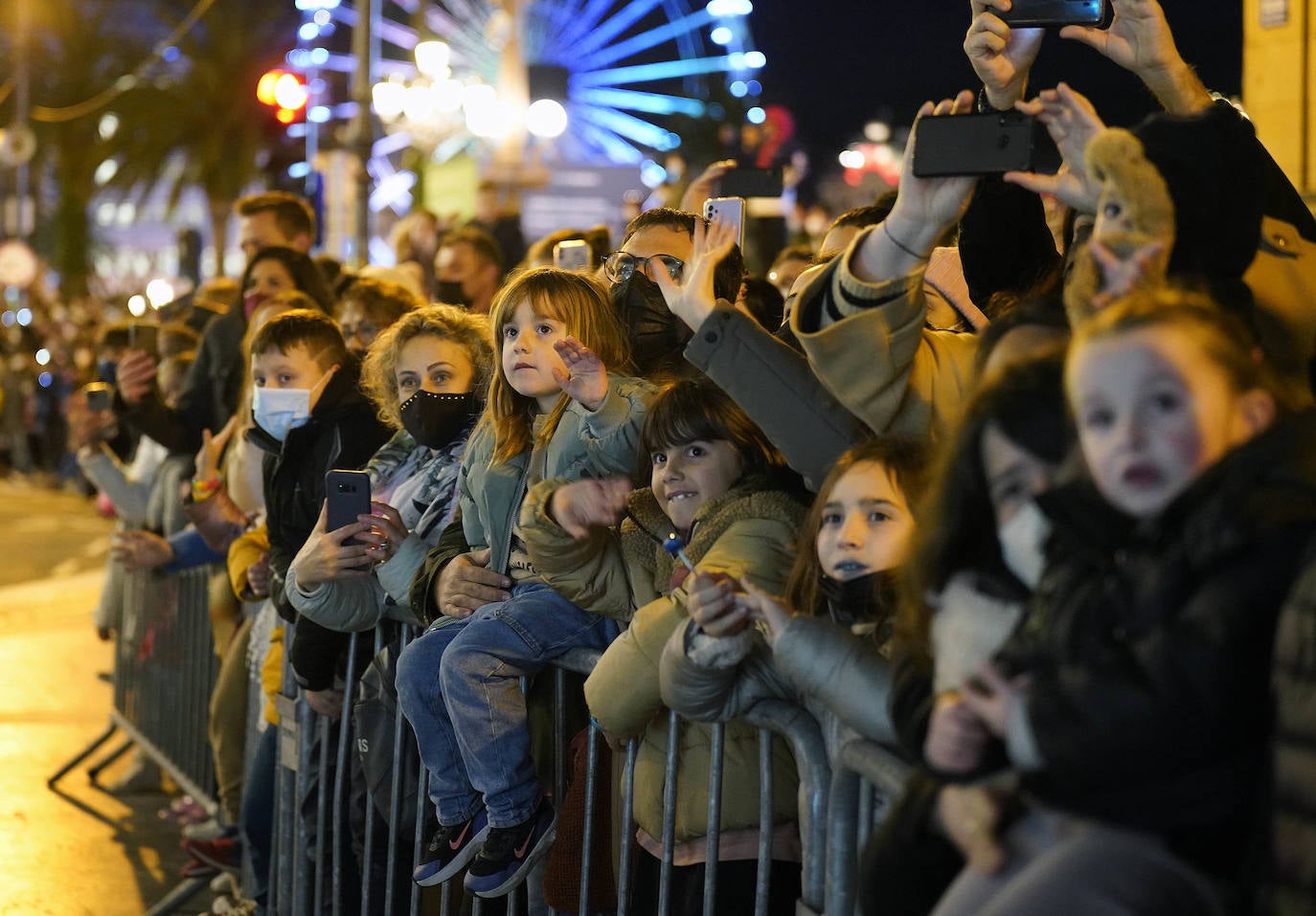 Fotos: El paso de los Reyes Magos por San Sebastián