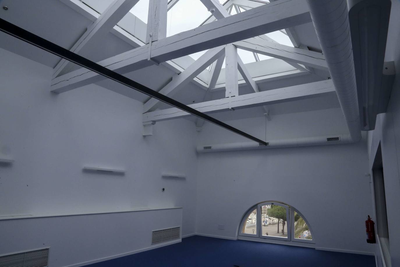 El ala oeste del consistorio donostiarra ha sido sometido a un proceso de renovación que ha permitido adaptar a las necesidades del siglo XXI un edificio del XIX