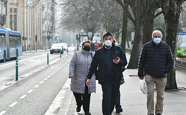 Un menor de 9 años figura entre los 108 fallecimientos de pacientes con Covid la pasada semana en Euskadi