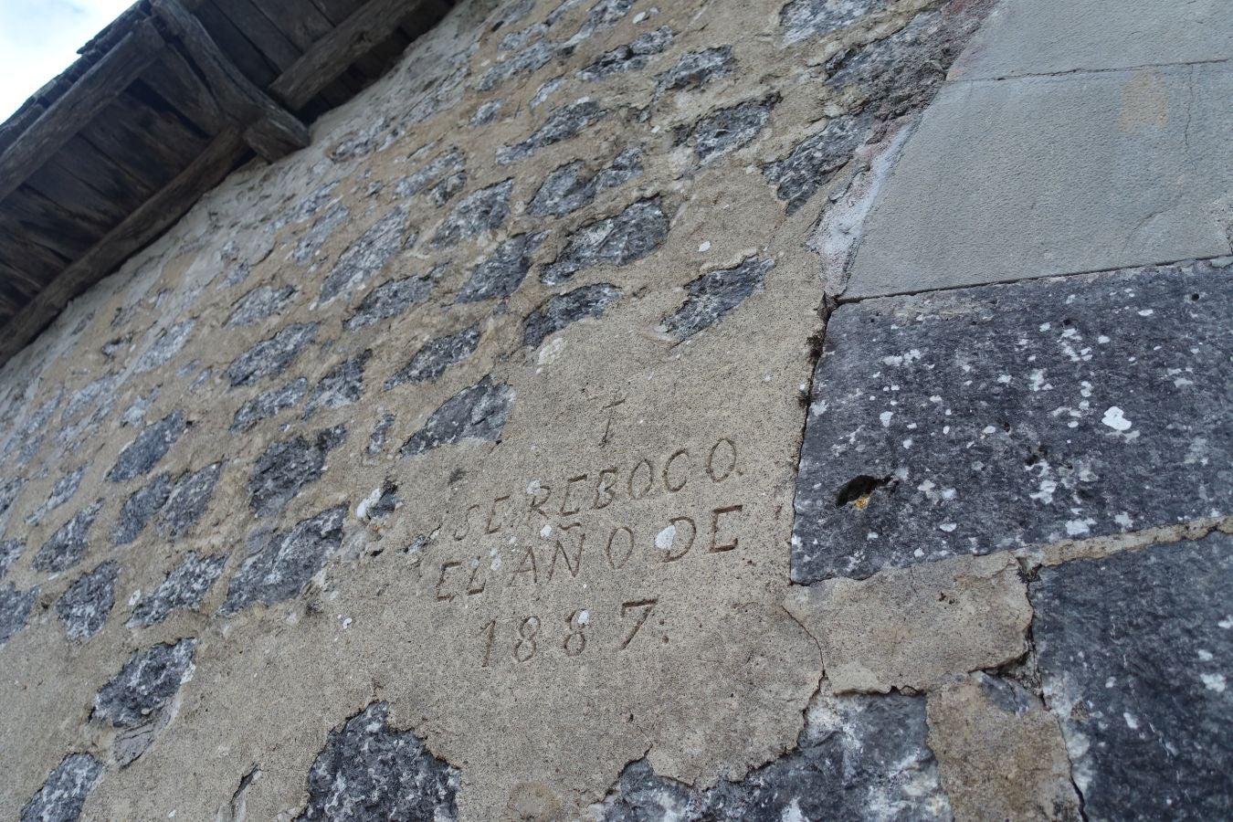 Fotos: Erga, con vistas a los Pirineos