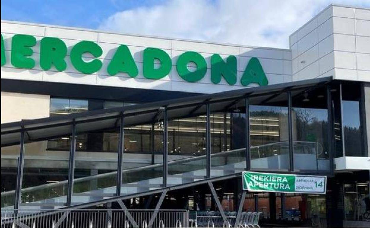Mercadona abrió el 14 de diciembre un supermercado en Lazkao.