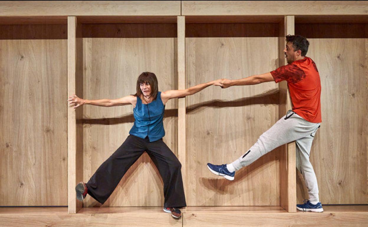 Histrión Teatro lleva hoy a Lugaritz la comedia sobre el 'efecto Ikea' en las parejas