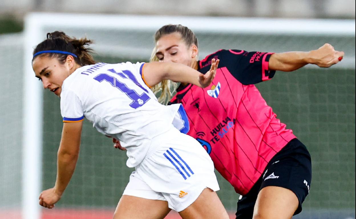 Nahikari, en un partido con el Real Madrid