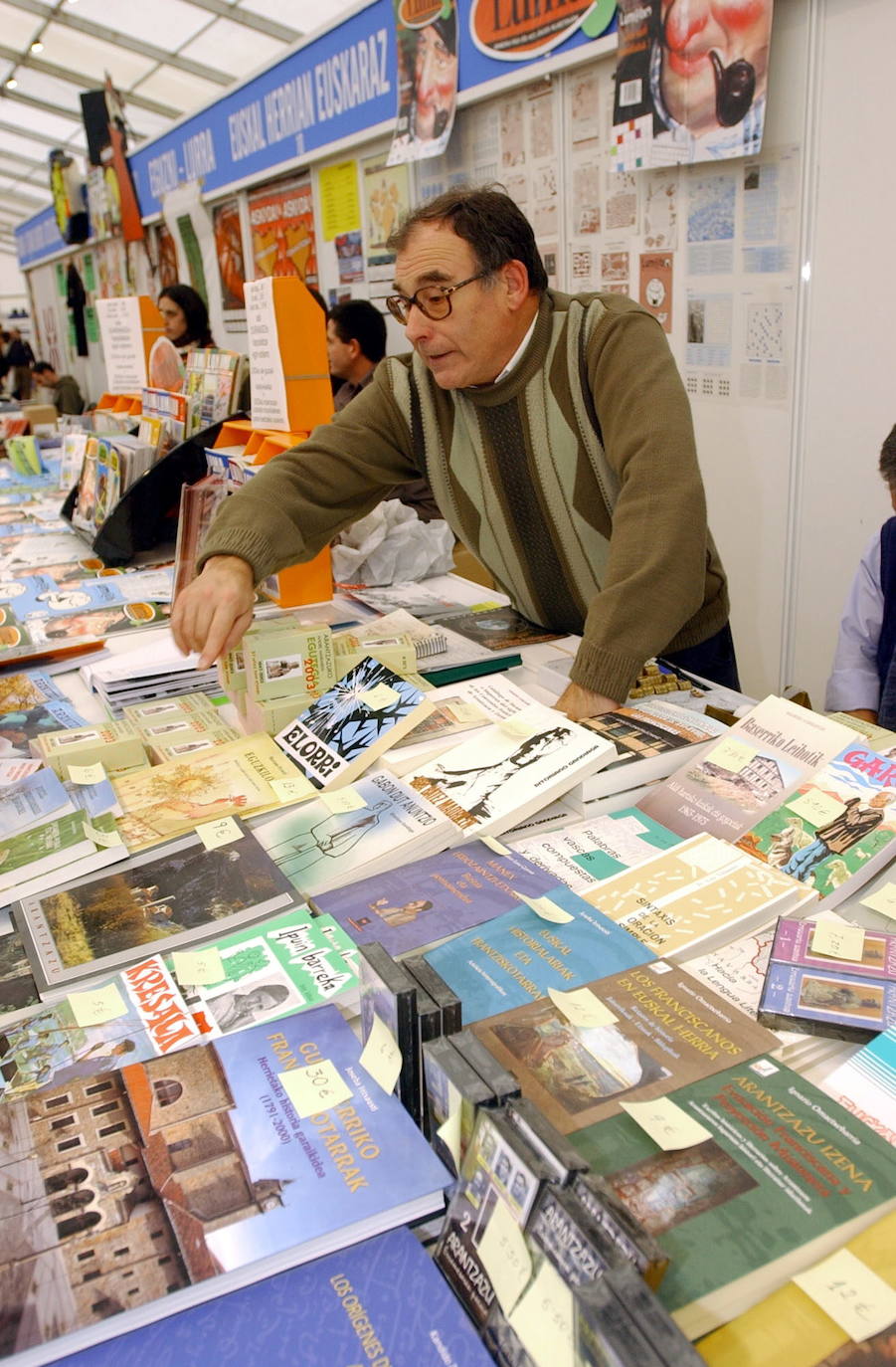 Fotos: Fallece el fraile franciscano Pello Zabala