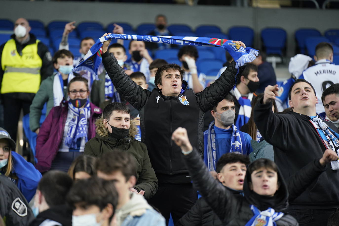 Fotos: ¿Has estado en Anoeta? Búscate en las gradas del Real Sociedad - Betis