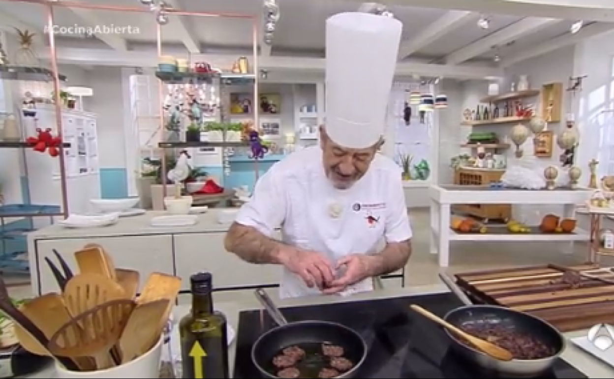 Karlos Arguiñano felicitó a Rafa Nadal por su éxito en el Open de Australia. 