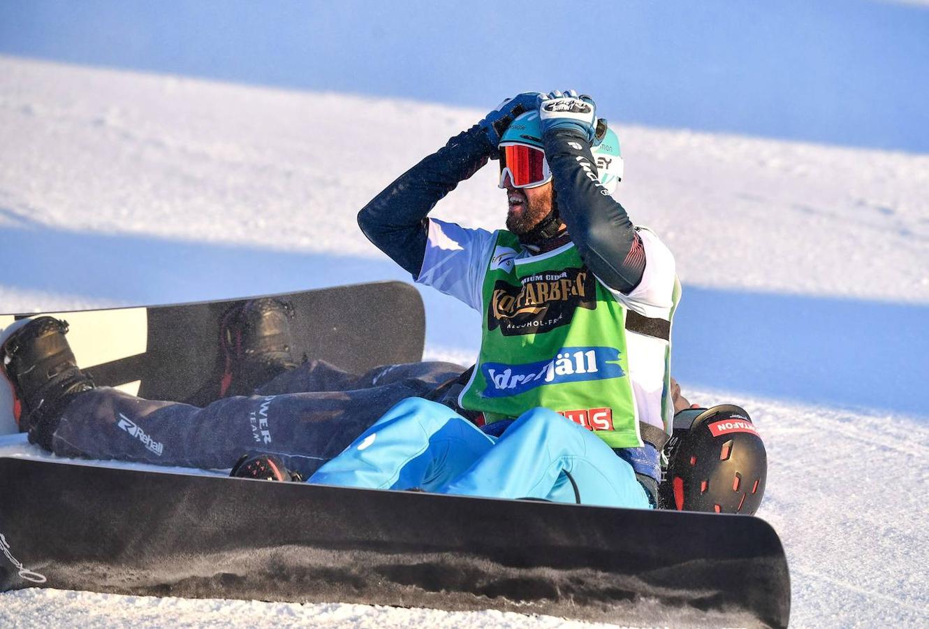 Manos a la cabeza de Lucas Eguibar nada más cruzar la meta de la gran final del Campeonato del Mundo de 2021