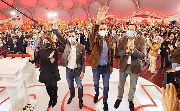 Pedro Sánchez, este viernes, en el cierre de la campaña del PSOE en Valladolid.